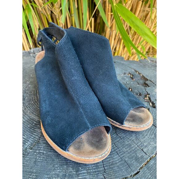 TOMS Ellia Women's 7 Black Suede Leather Peep Toe Bootie Block Heel Sandals - Picture 2 of 11